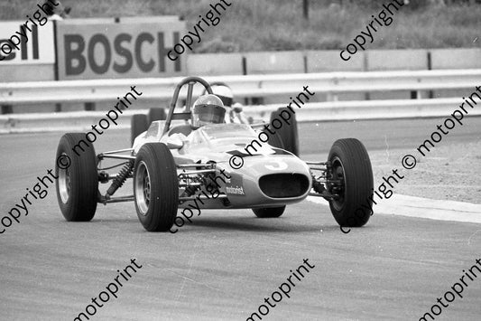 1973 FF Kya 3 Bernard Tilanus Merlyn Mk20 (permission Malcolm Sampson Motorsport Photography) (1)
