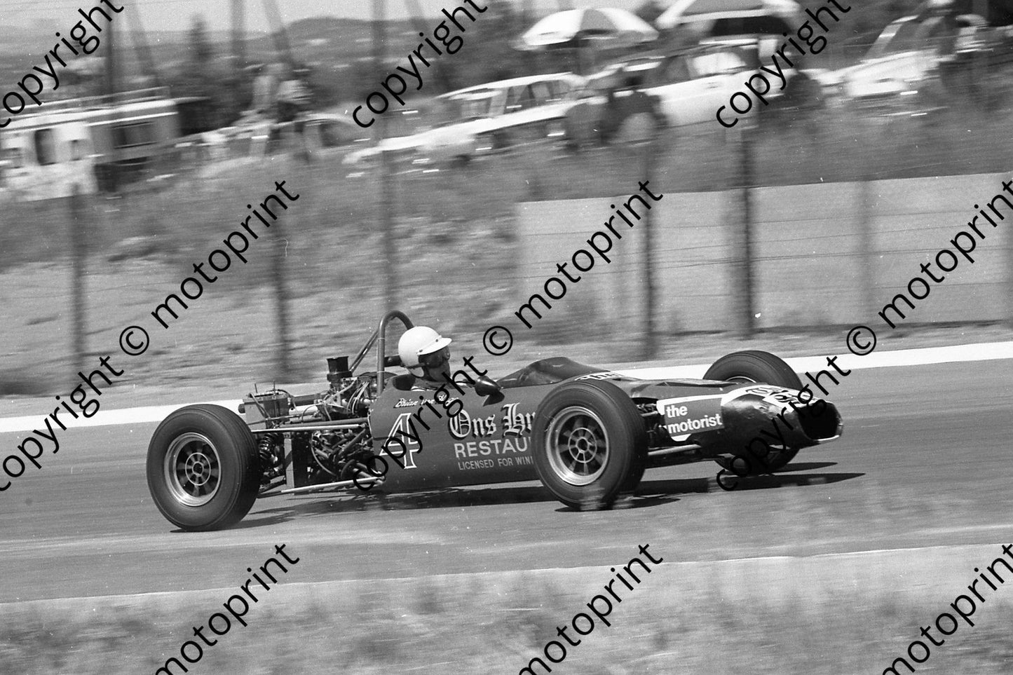 1973 FF Kya 4 Brian von Hage Merlyn Mk20 (permission Malcolm Sampson Motorsport Photography) (1)