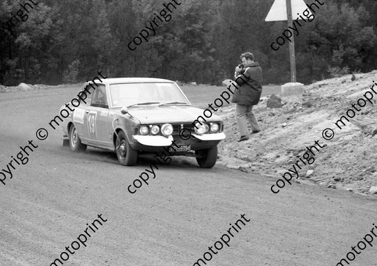 1973 Lucas 19 1147 Bernie Marriner photographing (courtesy Roger Swan) (17)