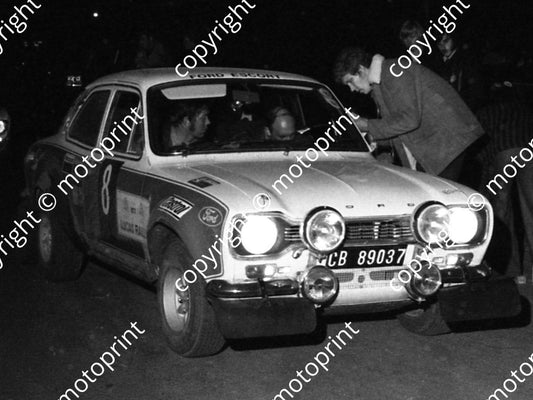 1973 Lucas 8 Lambert Fekken, Johan Borman Escort WINNERS (courtesy Roger Swan) (23a)