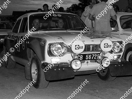 1973 Lucky Strike 1 Elbie Odendaal, Christo Kuun Escort 2nd (courtesy Roger Swan) (35a)