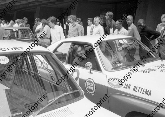 1973 Lucky Strike 2 Jan Hettema, Willem van Heerden Opel, Christo Kuun front Escort (courtesy Roger Swan) (7)