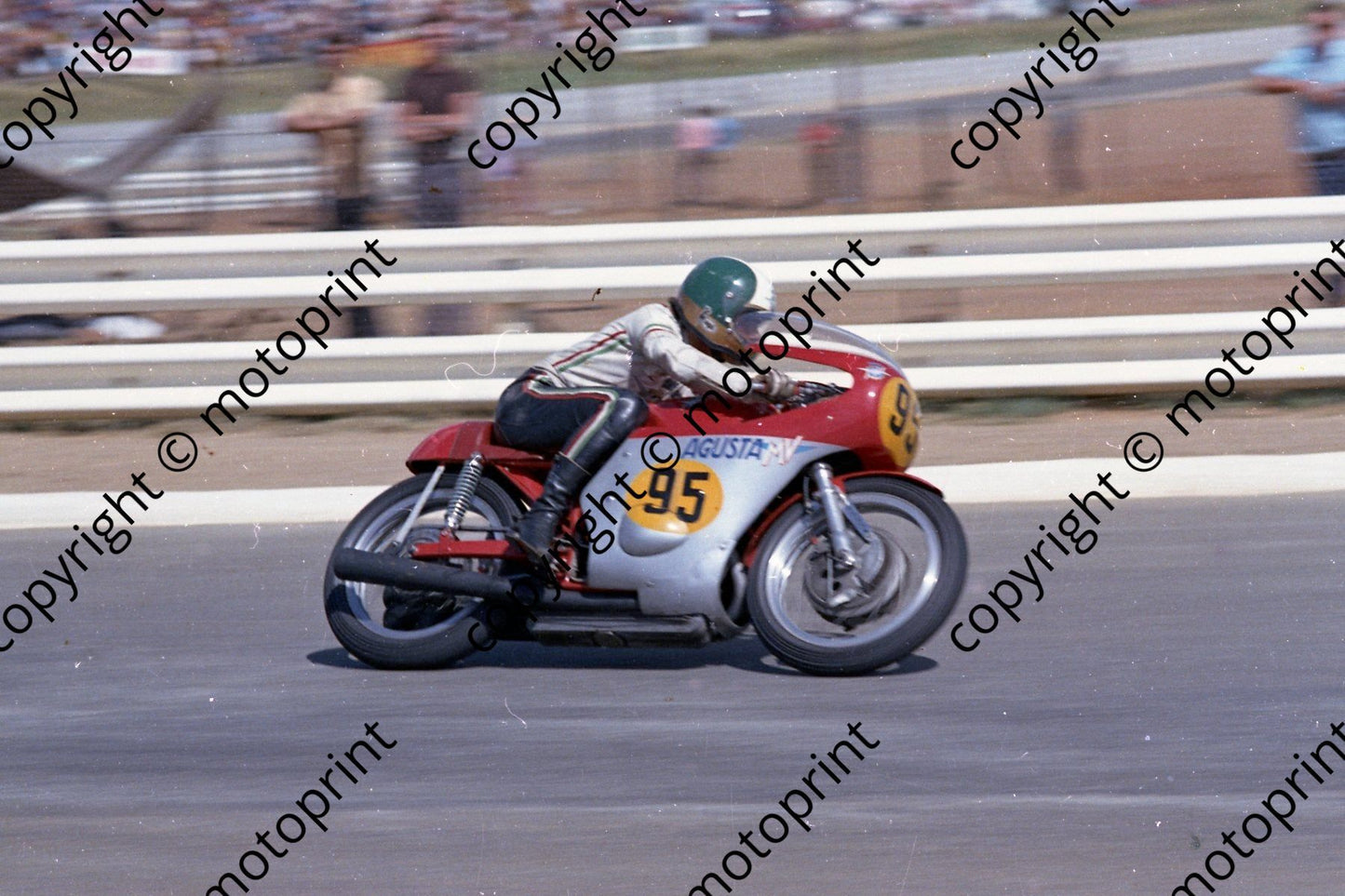 1973 MC Kya Highveld 100 95 Giacomo Agostini MV (permission Malcolm Sampson Motorsport Photography) (2)
