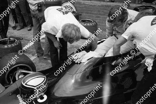 1973 SA GP Follmer climbs in 122