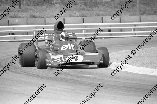 1973 SA GP SS 4 Cevert Tyrrell 006 practice used 005 rebuilt in race (permission Malcolm Sampson Motorsport Photography)  (463)