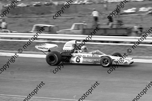 1973 SA GP SS 6 Revson McLaren M19A-2 (permission Malcolm Sampson Motorsport Photography)  (534)