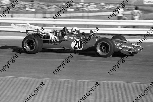1973 SS Highveld 100 SS Nolly Limberis Surtees TS5 (courtesy Roger Swan)