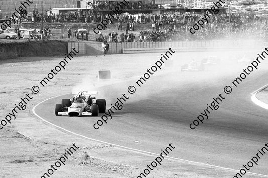 1973 SS Rand Winter SS a Mike Domingo McLaren M10B off Esses (courtesy Roger Swan) 385