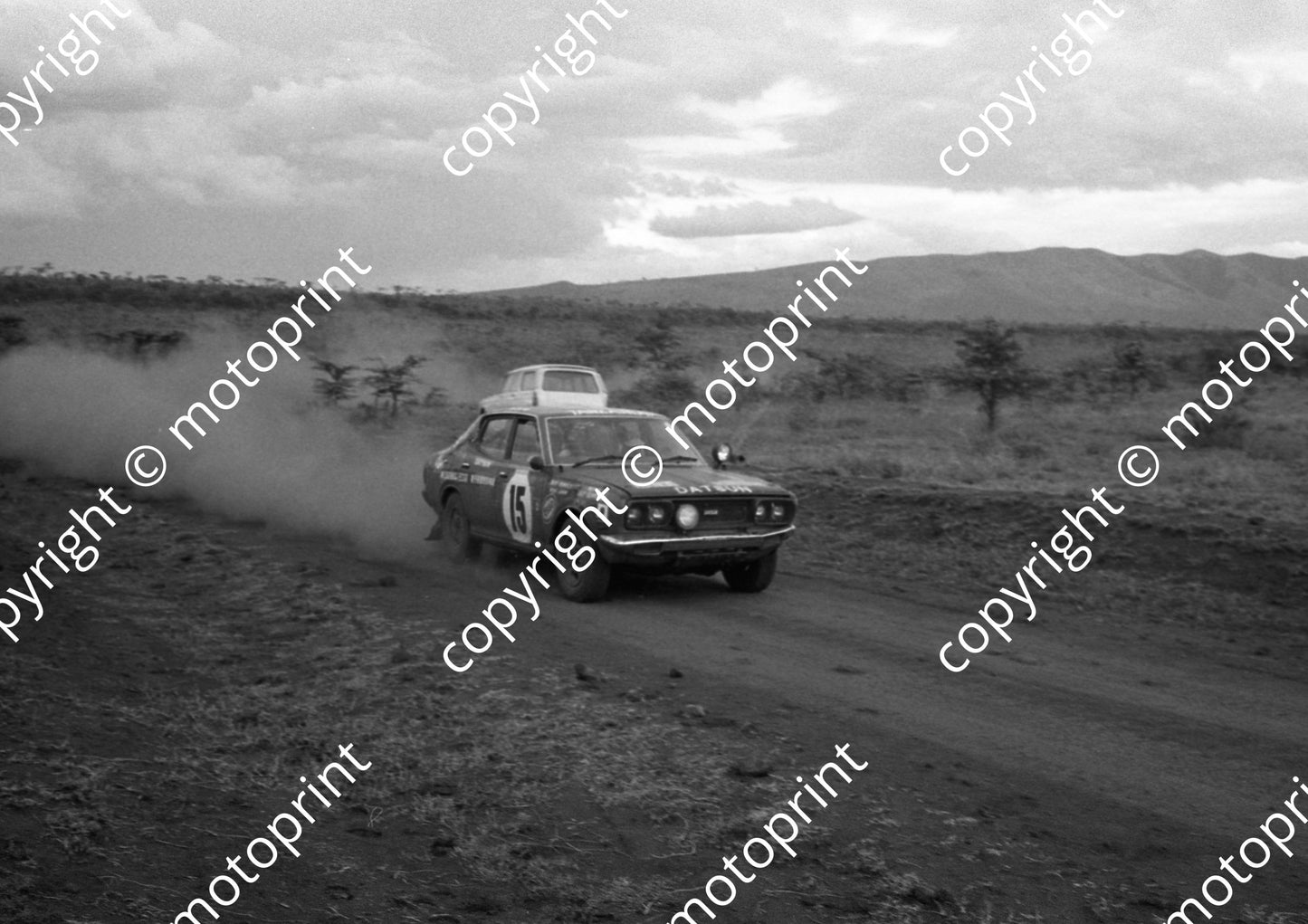 1973 Safari 15 Zully Remtulla, Nizar Jivani Datsun 1800SSS 1058 (courtesy Roger Swan) (31)