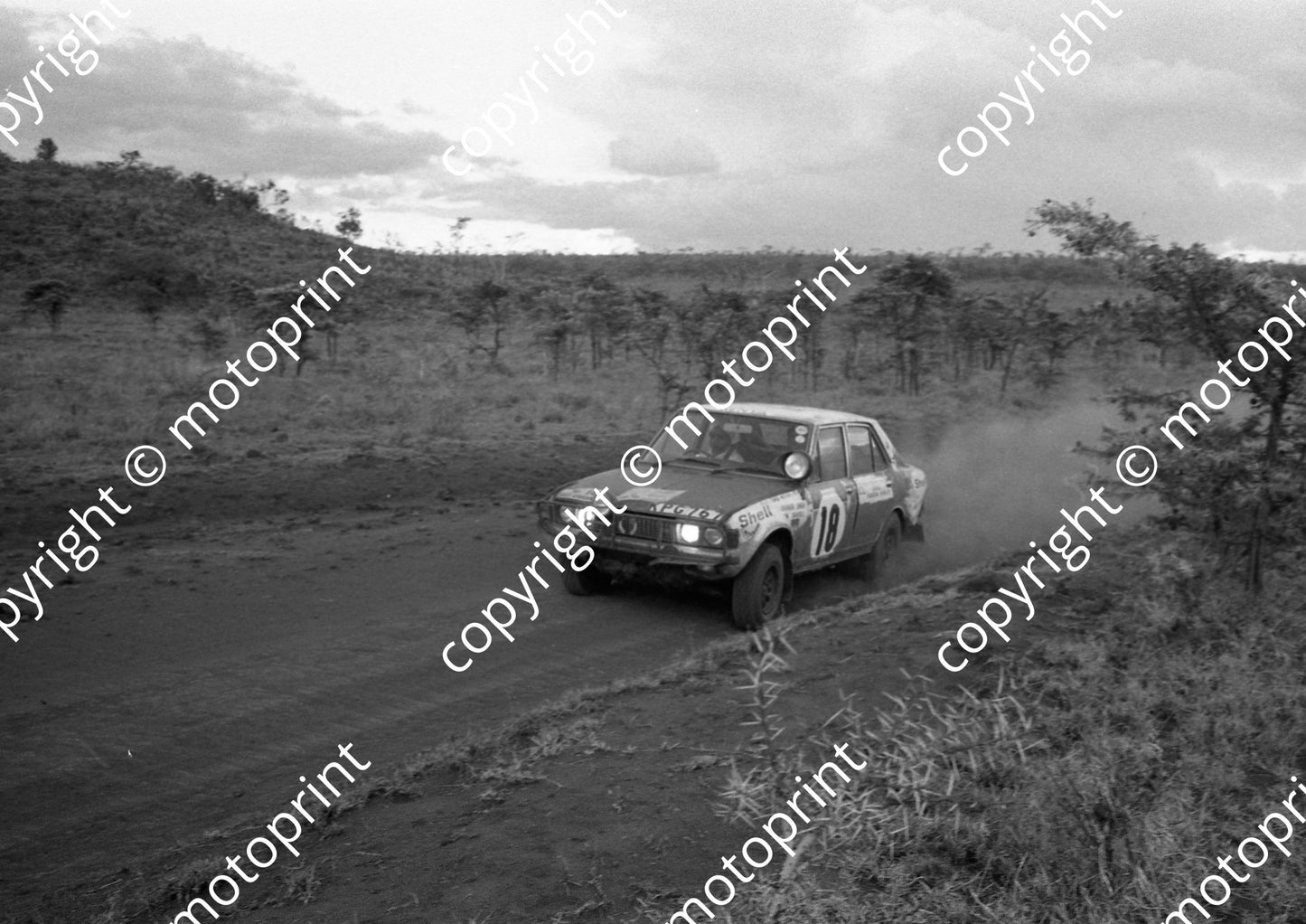 1973 Safari 18 Joginder Singh, Tim Samuels Mitsubishi Galan 1058  (courtesy Roger Swan) (28)