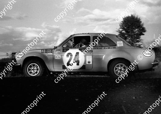 1973 Safari 24 PS and NS Bhachu Escort 1050  (courtesy Roger Swan) (10)