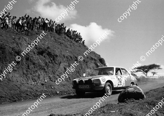 1973 Safari 28 Peter Huth, John McConnell Peugeot 504 1049 (courtesy Roger Swan) (5)