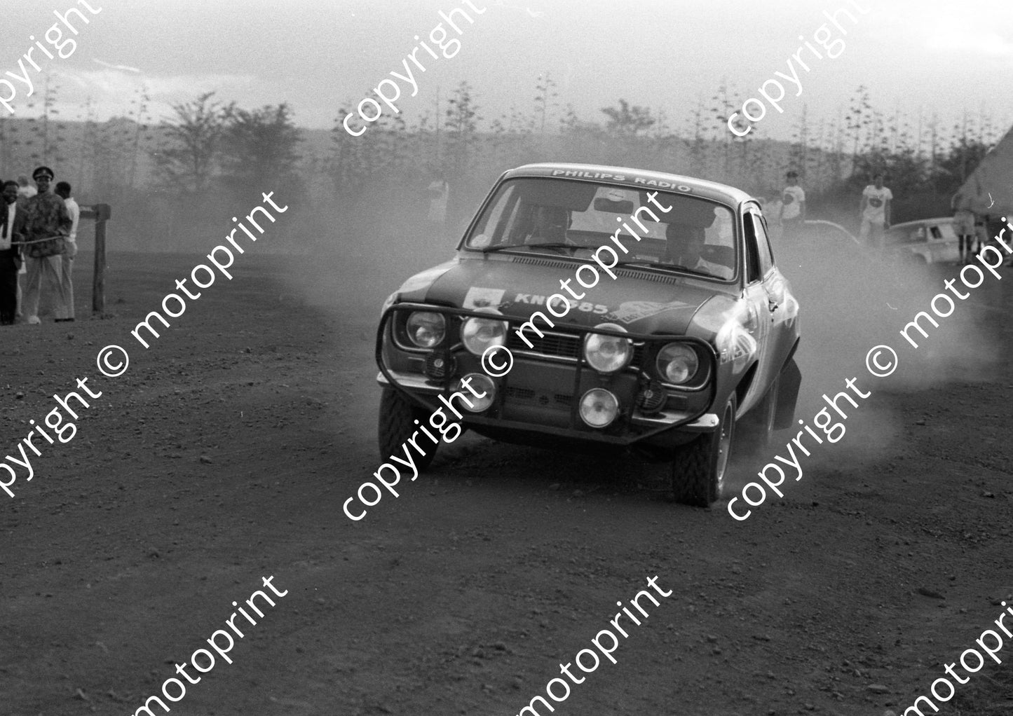 1973 Safari 31 Gohil, Nakub Escort 1050  (courtesy Roger Swan) (18)