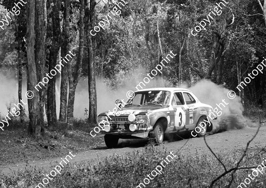 1973 Safari 3 Vic Preston jnr, Bev Smith Escort RS1600 Mk1 1051 (courtesy Roger Swan) (3)