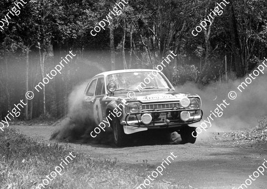 1973 Safari 3 Vic Preston jnr, Bev Smith Escort RS1600 Mk1 1051 (courtesy Roger Swan) (5)