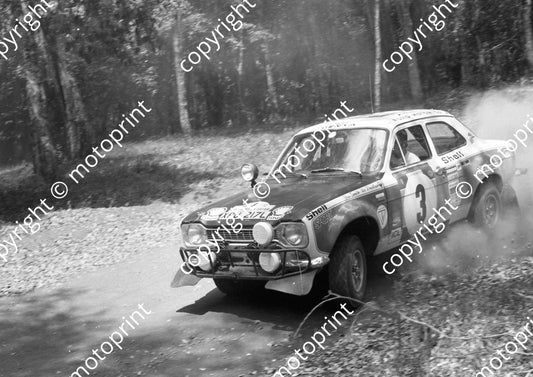 1973 Safari 3 Vic Preston jnr, Bev Smith Escort RS1600 Mk1 1051 (courtesy Roger Swan) (7)