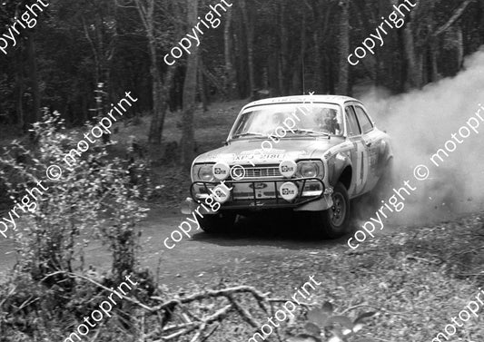 1973 Safari 4 Hannu Mikkola, John Davenport Escort RS1600 Mk1 1052 (courtesy Roger Swan  (6)