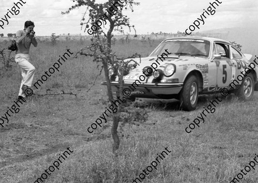 1973 Safari 5 Sobieslaw Zasada, Marian Bien Porsche Carrera RS2,7 1053  (courtesy Roger Swan) (13)