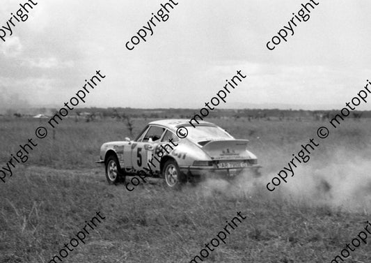 1973 Safari 5 Sobieslaw Zasada, Marian Bien Porsche Carrera RS2,7 1053  (courtesy Roger Swan) (15)