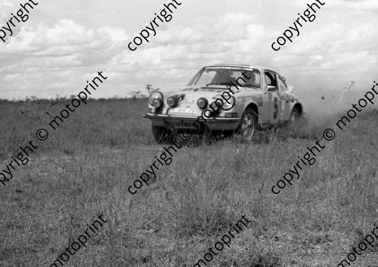 1973 Safari 5 Sobieslaw Zasada, Marian Bien Porsche Carrera RS2,7 1053  (courtesy Roger Swan) (16)