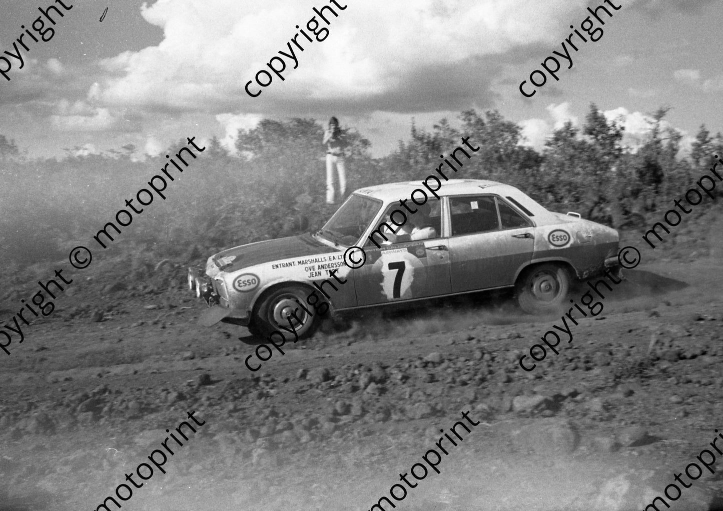 1973 Safari 7 Ove Anderssen, Jean Todt Peugeot 504 1058  (courtesy Roger Swan) (12)