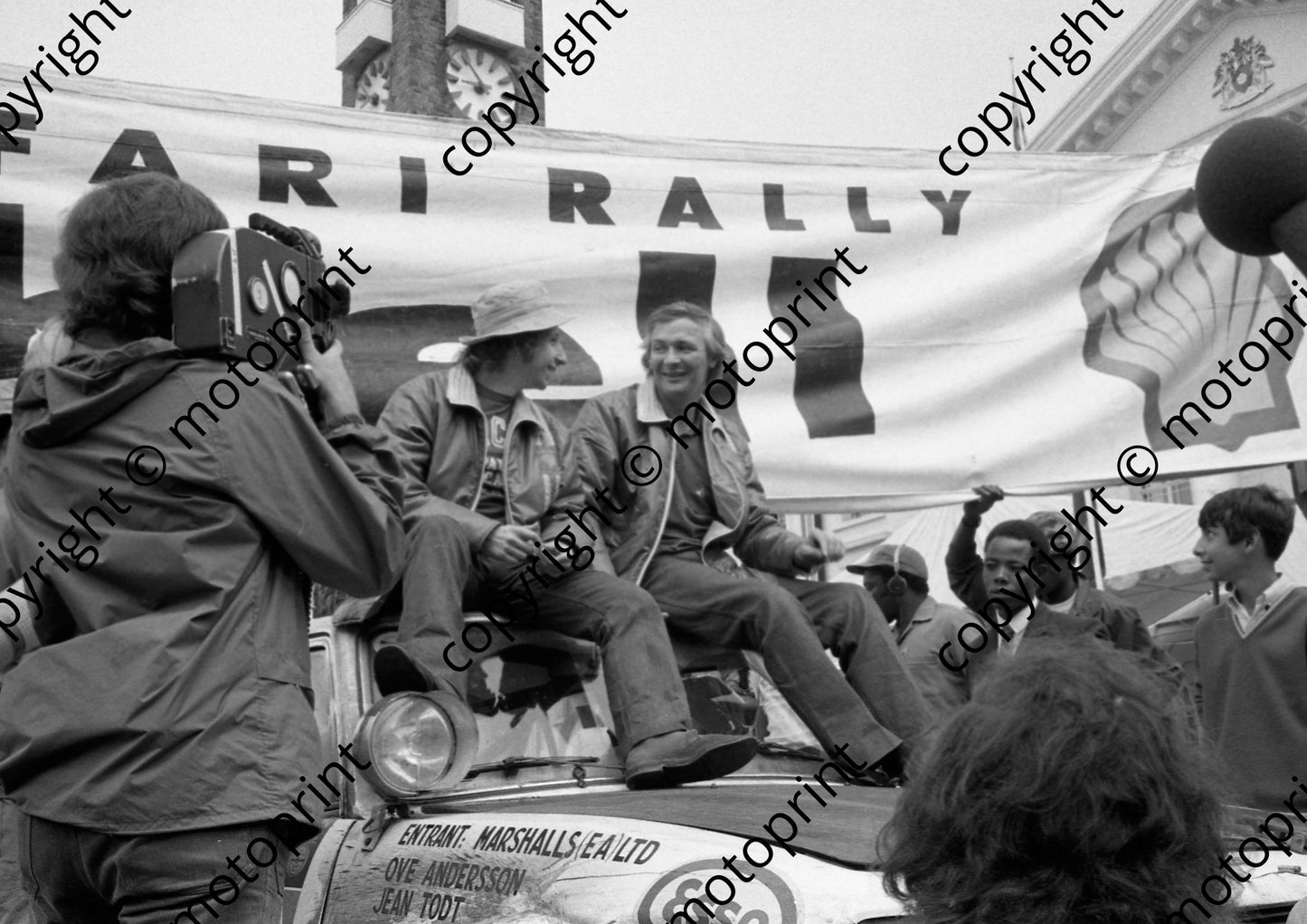 1973 Safari 7 Ove Anderssen, Jean Todt Peugeot 504 podium 1060 (courtesy Roger Swan) (27)