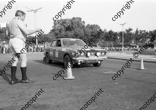 1973 Total 1 Tony Fall, Franz Boshoff Datsun 180B winners (courtesy Roger Swan) (7)