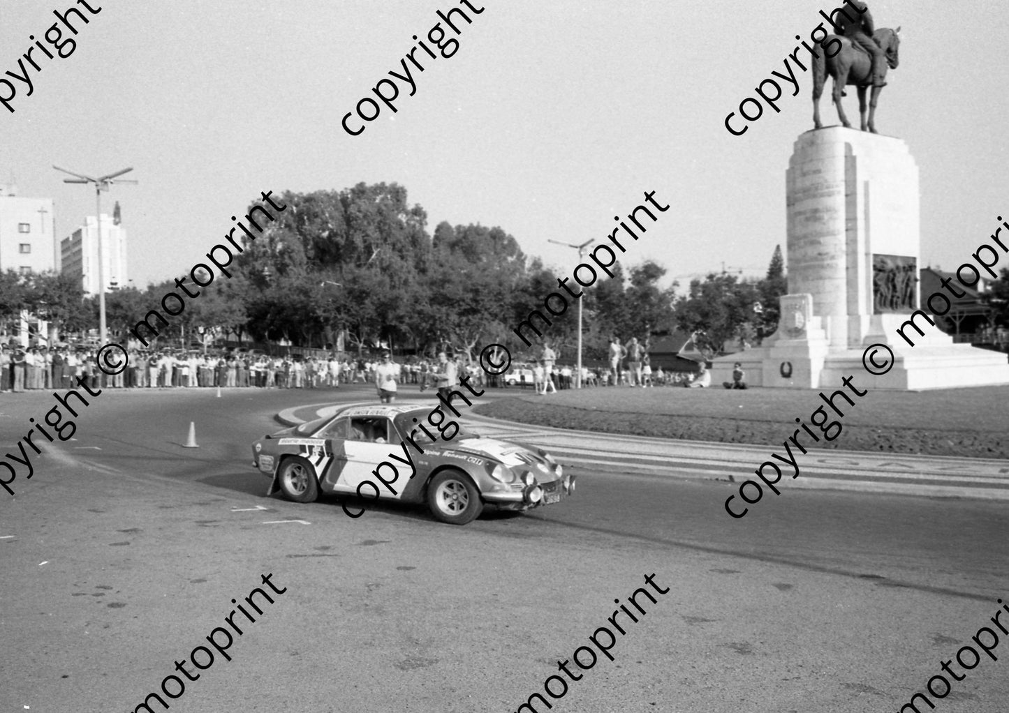 1973 Total 87 RJM Rue, R Isoart, Alpine Renault Lawson Motors entered (courtesy Roger Swan) (6)
