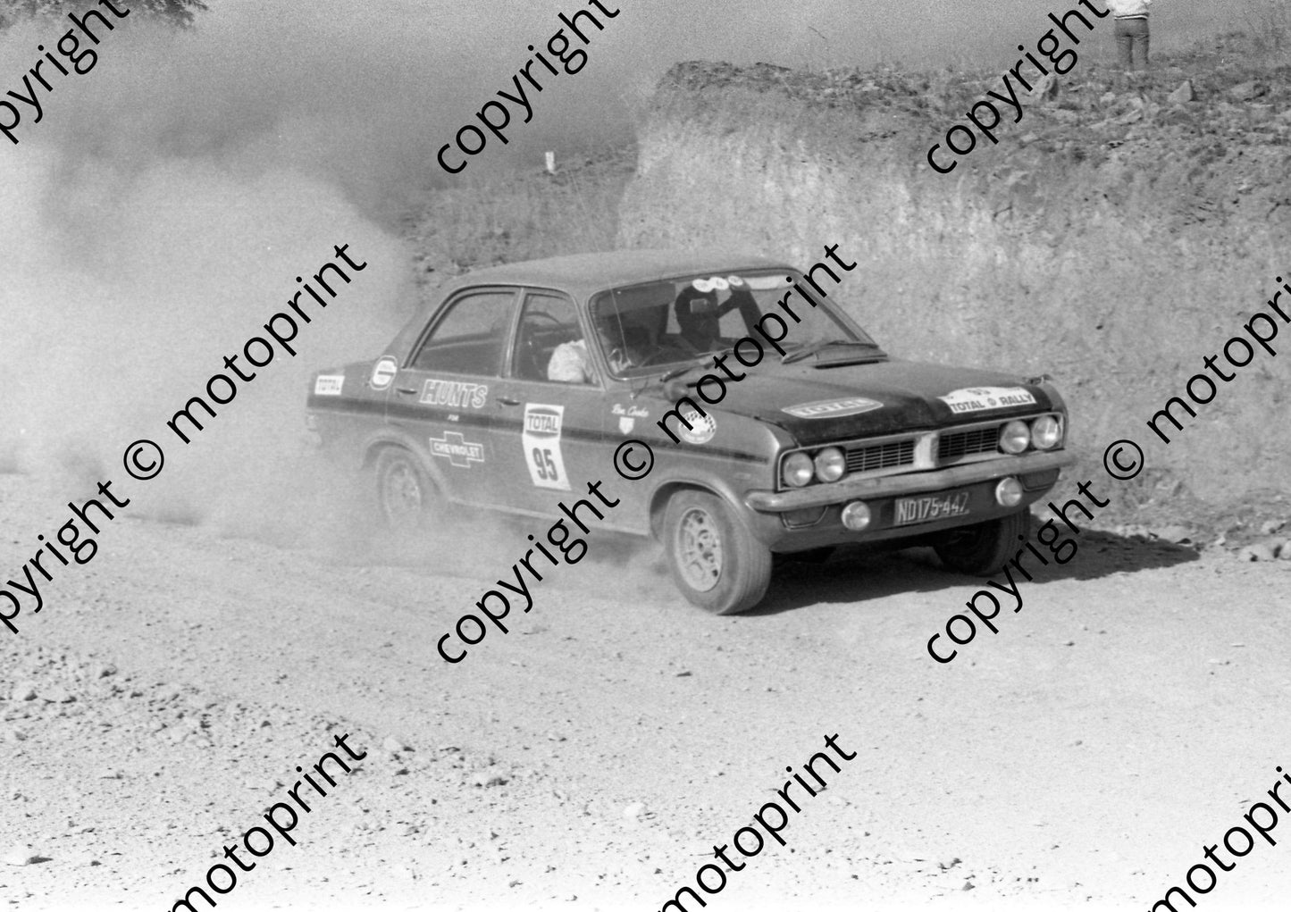 1973 Total 95 R Cooke, ML Coppin  Chev Firenza (courtesy Roger Swan) (1)