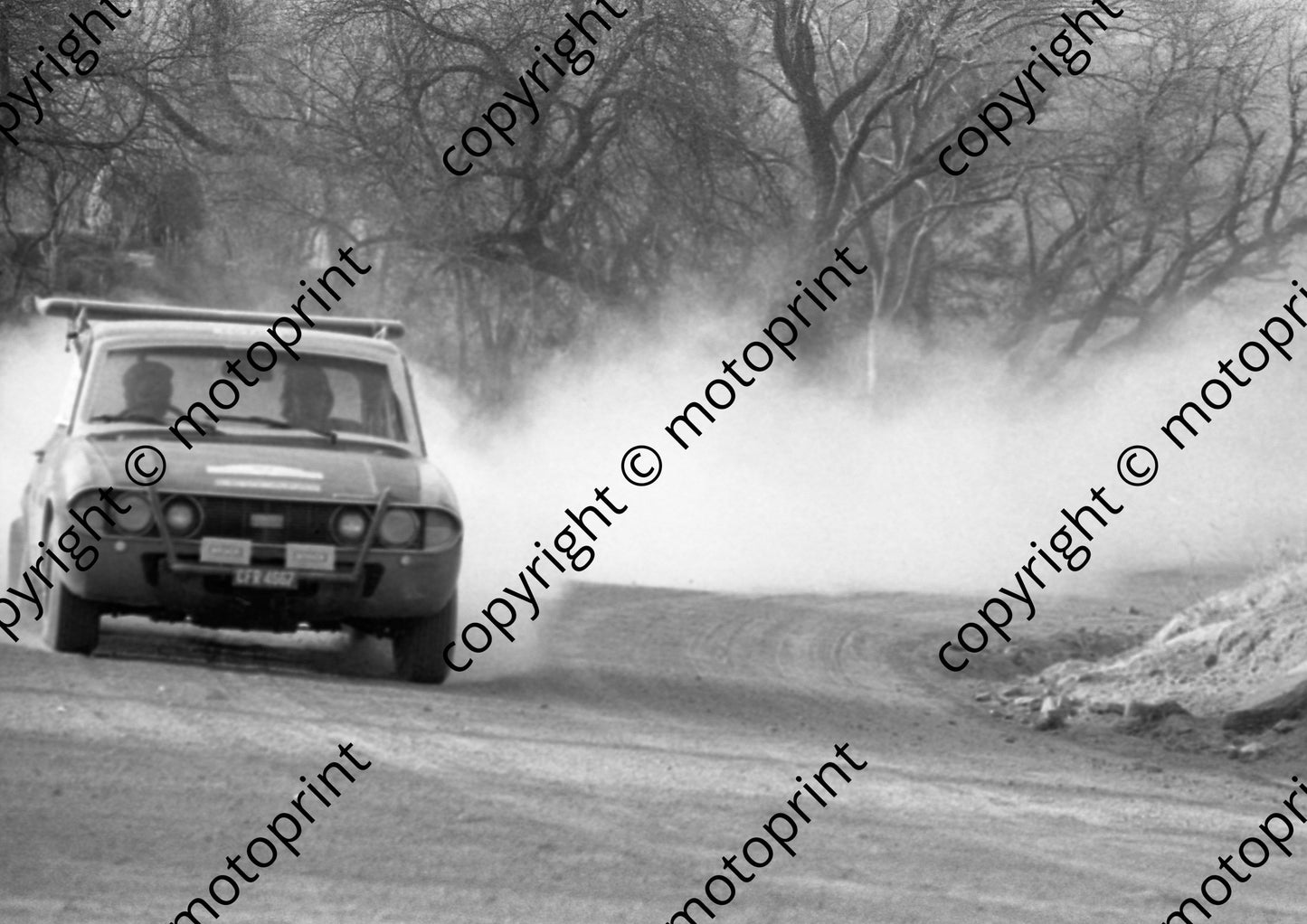 1973 Total 97 DB Vale, AH van Vuuren Triumph Pi(courtesy Roger Swan) (17)