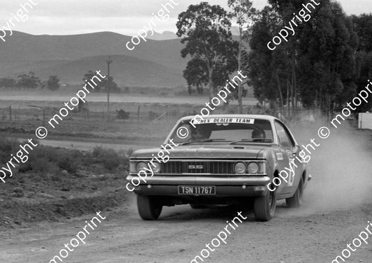 1973 Wynns 10 Louis Cloete, Geoff Mortimer Chev SS 1082 (courtesy Roger Swan) (15)