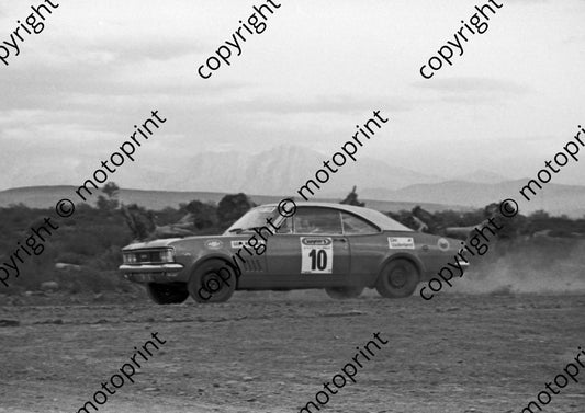 1973 Wynns 10 Louis Cloete, Geoff Mortimer Chev SS 1083 (courtesy Roger Swan) (4)