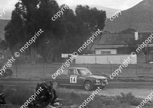 1973 Wynns 14 F van Rensburg, E lombard Alfa Super 1082 (courtesy Roger Swan) (6)