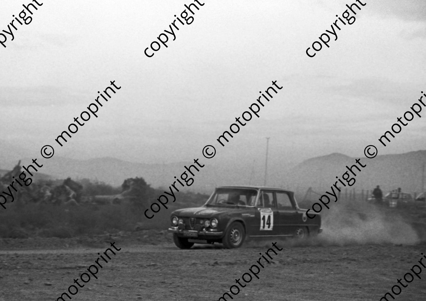 1973 Wynns 14 F van Rensburg, E lombard Alfa Super 1082 (courtesy Roger Swan) (7)