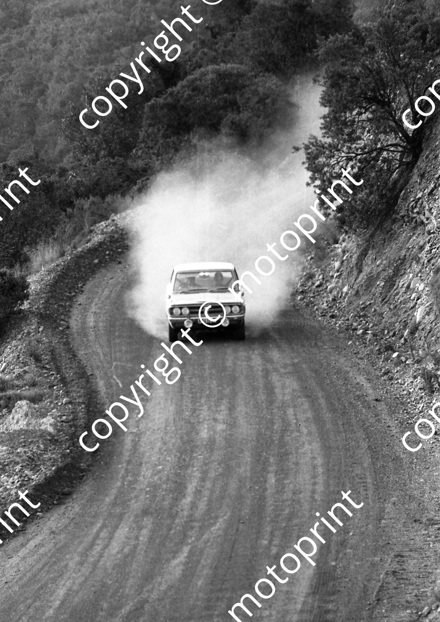 1973 Wynns 16 Roelof Fekken Robbie Broekmeyer Toyota GSL courtesy Roger Swan) (9)