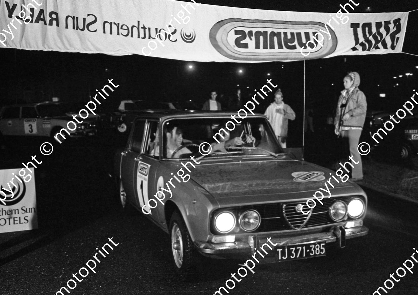 1973 Wynns 1 Giv Piazza-Musso, Reg Ridden Alfa_ Magdel Steyn right 1081 (courtesy Roger Swan) (9)