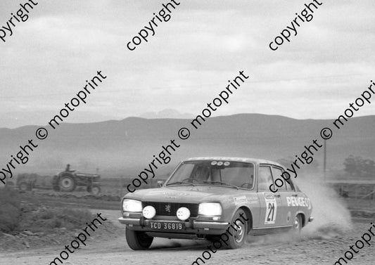 1973 Wynns 21 Melanie McGlew, Val Humphreys Peugeot 504Ti (courtesy Roger Swan) (22)