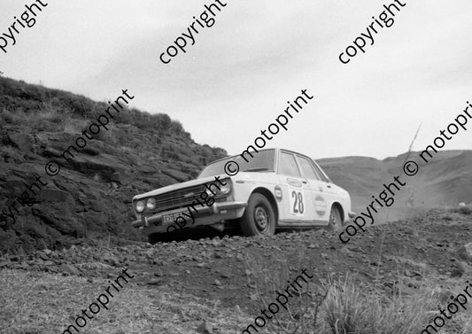 1973 Wynns 28 DB Venter, Dave Dusseljee Datsun 1600SSS (courtesy Roger Swan) (6)
