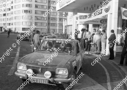 1973 Wynns 30 Willie Nel, J Kriek, Peugeot 504 Ti (courtesy Roger Swan) (7)