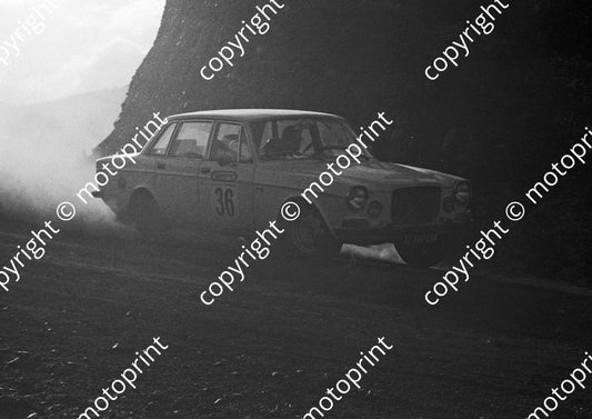 1973 Wynns 36 Jannie Kuun, Kassie Kasselman Volvo 164 (courtesy Roger Swan) (10)