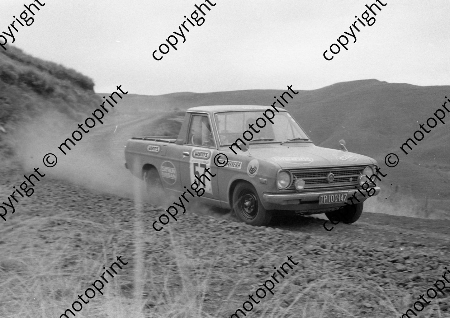 1973 Wynns 57 FP and CJ Ferreira Datsun 1200 check entry list has LDV (courtesy Roger Swan) (12)