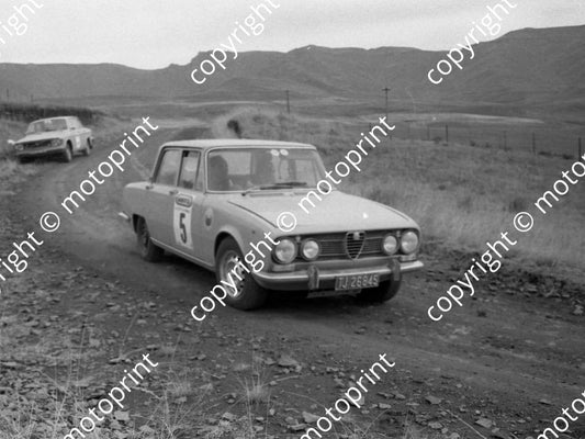 1973 Wynns 5 Magdel and Bokkie Steyn Alfa  1750 Berlina 1090 (courtesy Roger Swan) (17)