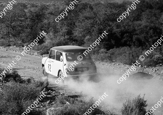 1973 Wynns 62 MC Dippenaar, AL Pienaar Austin Mini 1000S (courtesy Roger Swan) (13)