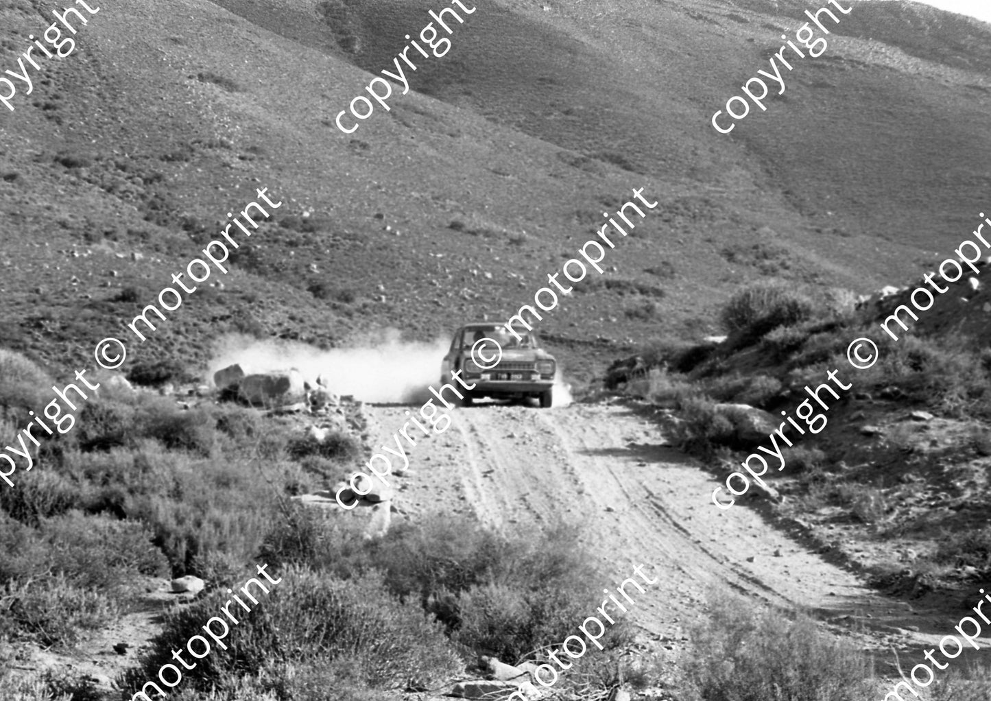 1973 Wynns 65 BW Strydom, G van Jaarsveld Escort 1300(courtesy Roger Swan) (14)