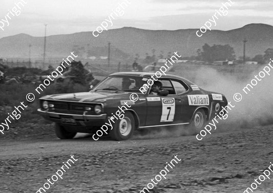 1973 Wynns 7 Andre Liebenberg, Leon Joubert Valiant Charger 1082   (courtesy Roger Swan) (6)