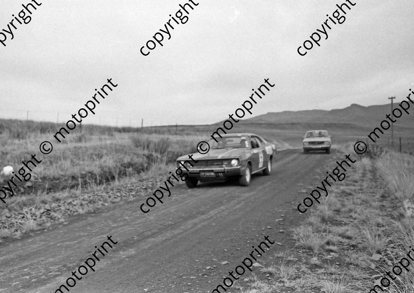 1973 Wynns 7 Andre Liebenberg, Leon Joubert Valiant Charger 1088  (courtesy Roger Swan) (4)
