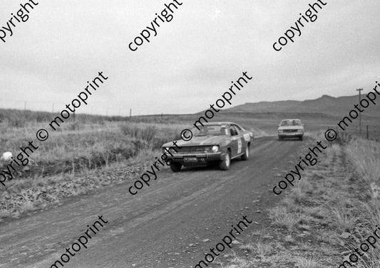 1973 Wynns 7 Andre Liebenberg, Leon Joubert Valiant Charger 1088  (courtesy Roger Swan) (4)