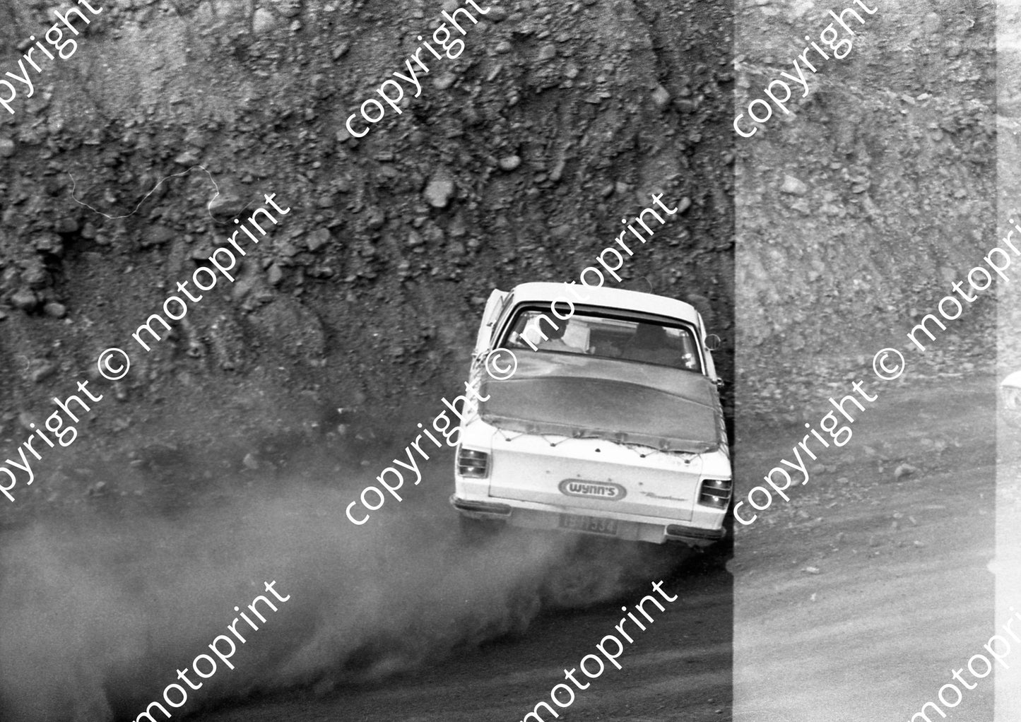 1973 Wynns 9 JW Williams, TB Stratton Ranchero V8 (courtesy Roger Swan) (17)