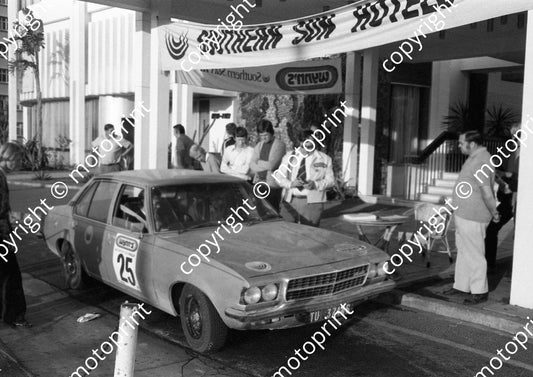 1973 Wynns 25 Robin Thompson, P Cromhout Chev 4100 (courtesy Roger Swan) (10)