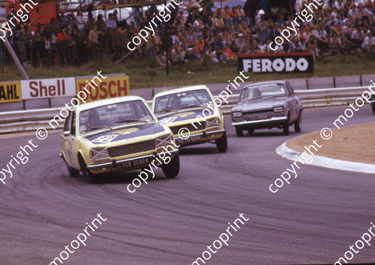 1974 Kya AE SA 100 22 Willie Ne , 21 Harry Fekken both Peugeot 504Ti (Ben van Rensburg) (8)